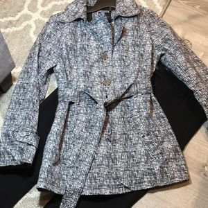 Faded Glory~~Rain Jacket 🖤